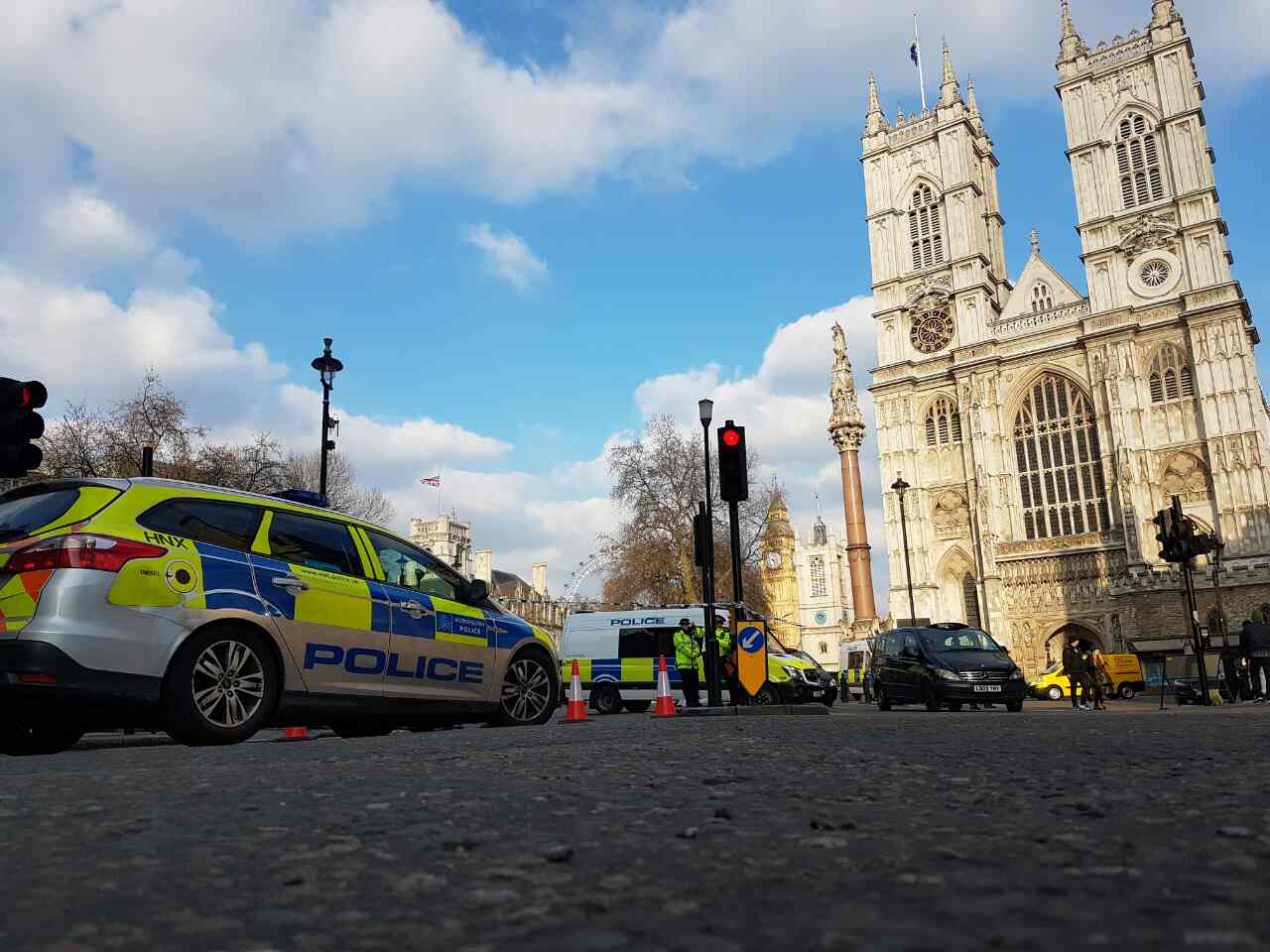 ئه‌مڕۆی شوێنی هێرشه‌كه‌ی له‌نده‌ن به‌ وێنه‌ ببینه‌