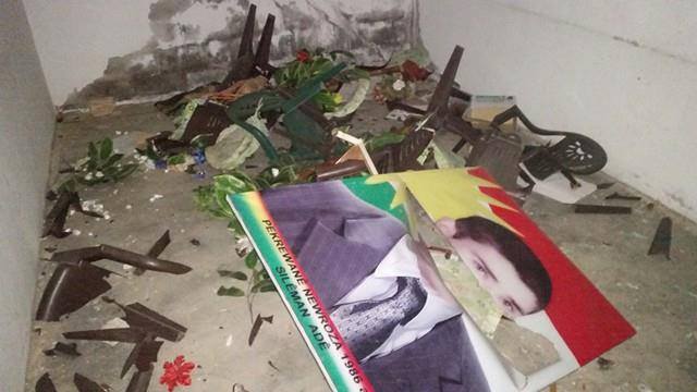 له‌ رۆژئاوا په‌یه‌ده‌ هه‌ڵده‌كوتێته‌ سه‌ر باره‌گاكانی په‌ده‌كه‌سه‌ و كادیرێكیشیان ده‌ستگیرده‌كات