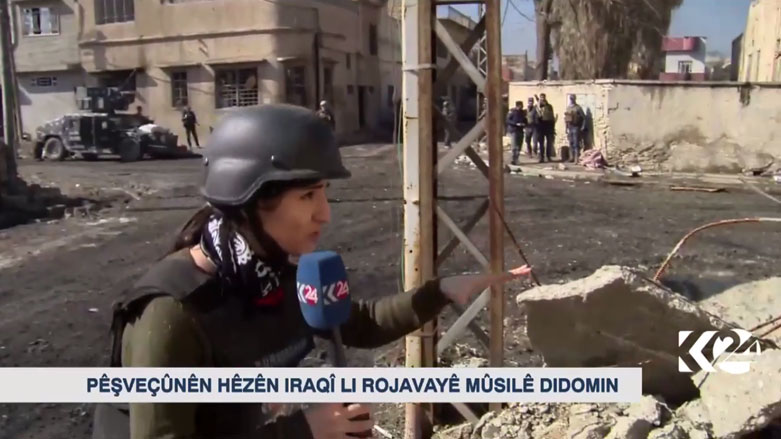 القوات العراقية تقترب من ثاني جسور الموصل ووتيرة النزوح تتسارع