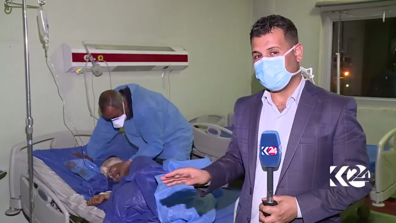 يقول المراسل ان معظم المصابين يواجهون صعوبة في التنفس