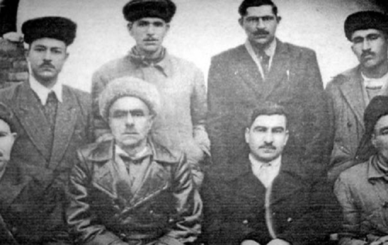 بارزانی و ژماره‌یه‌ك له‌ هه‌ڤاڵانی له‌ یه‌كێتی سۆڤیه‌تی جاران