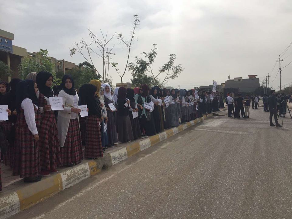 بە وێنە... لە گەرمیان خۆپێشاندان دەستیپێكرد