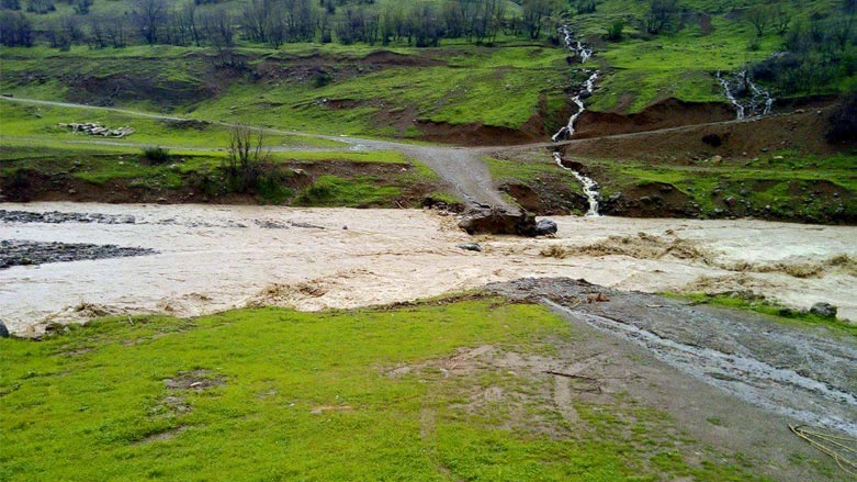  سیده‌كان.. به‌هۆی لافاو رێگه‌ی 142 گوند گیراوه‌