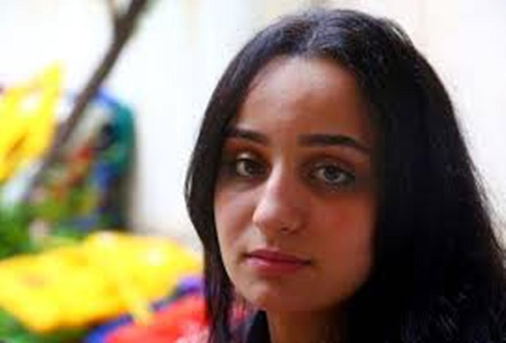 ئيسلام مه‌تات دواى نه‌هامه‌تييه‌كان ده‌يه‌وێت ده‌رگاى ژيان به‌ روويدا بكرێته‌وه‌.