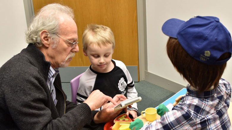 "كاسبار".. طريقة جديدة لعلاج المتوحدين