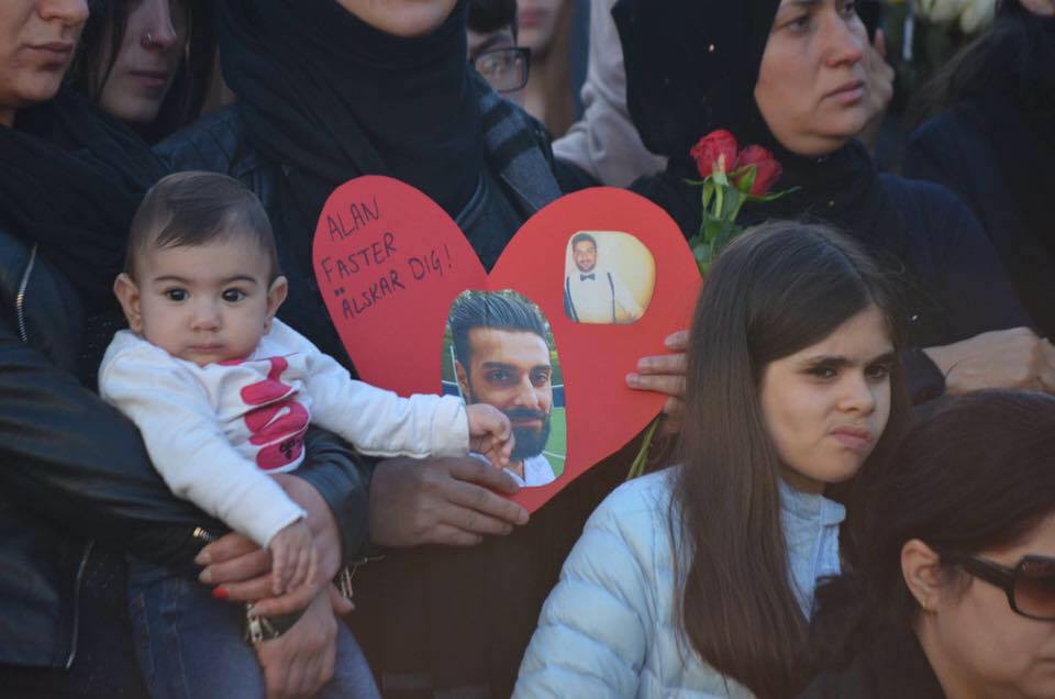 رێزگرتن له‌ گیانی مامۆستا ئالان