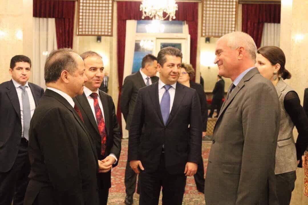 بارزانی در دیدار با نخست وزیر بلغارستان: نیروهای پیشمرگه با خون خود افسانه داعش را شکستند