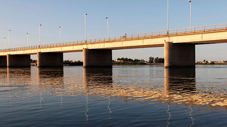 هه‌سه‌ده‌: به‌نداوى فورات راده‌ستى ده‌وڵه‌ت ده‌كه‌ينه‌وه‌