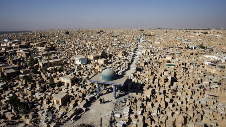 به‌ وێنه‌.. وادی السلام یه‌كێكه‌ له‌ گه‌وره‌ترین گۆڕستانه‌كانی جیهان