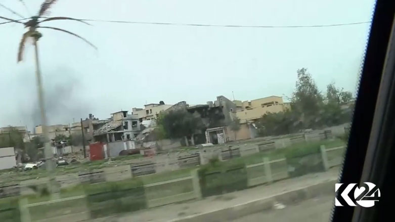 القوات العراقية تزحف لرابع جسور الموصل