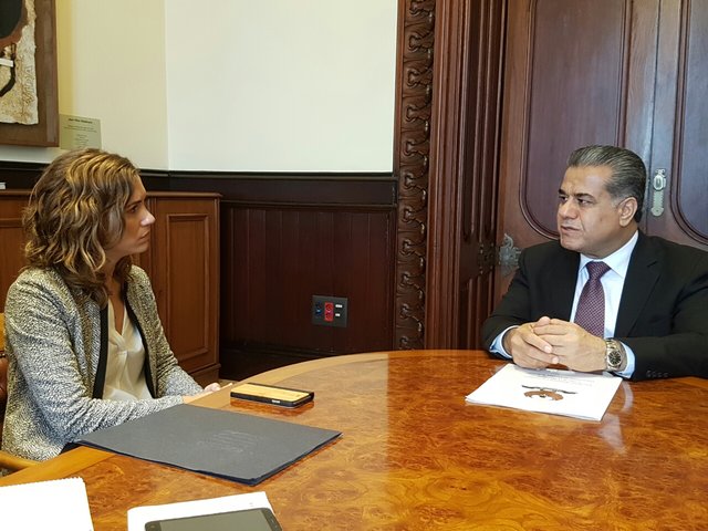 The Director of the Kurdistan Regional Goverment (DFR) Department of Foreign Relations (DFR) Falah Mustafa (L) with the Director of Foreign Relations of Catalan government Marina Falco, Barcelona, Spain, May 9, 2017. (Photo: DFR)