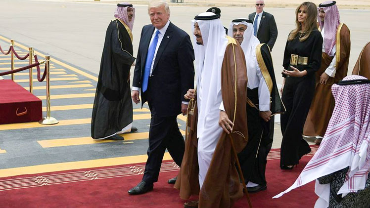 ترامب يصل الرياض في أولى محطات جولته الخارجية