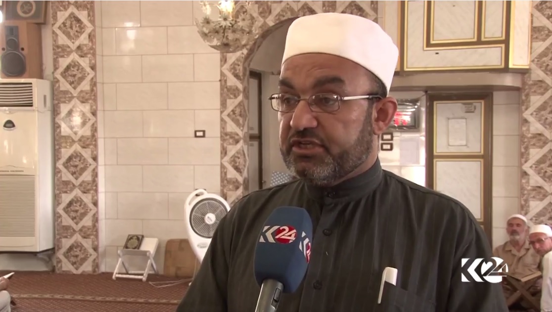 مامۆستايه‌كى ئاينى له‌ قاميشلۆ داوا ده‌كات ده‌وڵه‌مه‌نده‌كان زه‌كات به‌ هه‌ژارانى كورد ببه‌خشن