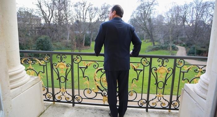 ناپلیۆن به‌ دیاری داویه‌تی به‌ خۆشه‌ویسته‌كه‌ی و تونێلی نهێنی بۆ بینینی درووست كردووه‌.. ئیلیزێ چۆن بووه‌ته‌‌ رووگه‌ی باڵای سیاسه‌تی فه‌ڕه‌نسا؟