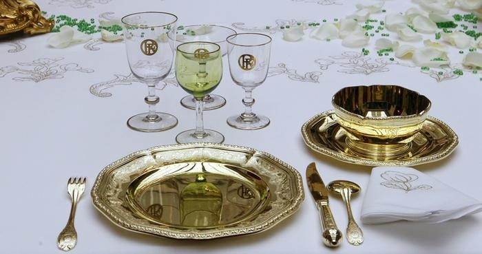 ناپلیۆن به‌ دیاری داویه‌تی به‌ خۆشه‌ویسته‌كه‌ی و تونێلی نهێنی بۆ بینینی درووست كردووه‌.. ئیلیزێ چۆن بووه‌ته‌‌ رووگه‌ی باڵای سیاسه‌تی فه‌ڕه‌نسا؟