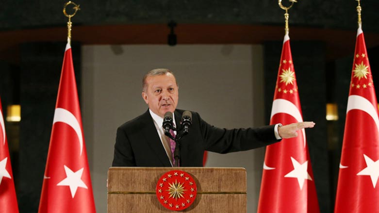 رۆژنامه‌يه‌كى رووسى: ئه‌ردۆغان ده‌يه‌وێت هه‌ژموونى خۆى به‌سه‌ر ره‌ققه‌دا بسه‌پێنێت