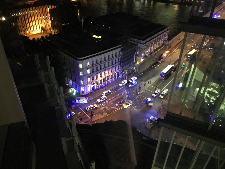 لە ھێرشێكی تیرۆرستیدا لە لەندەن زیاتر لە 30 كەس بوونە قوربانی