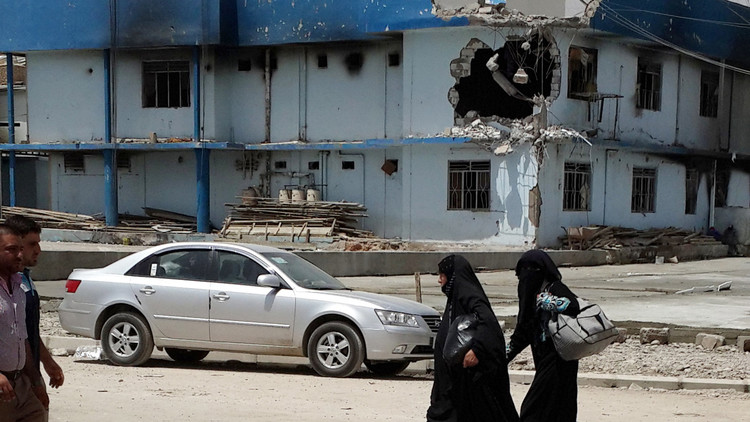 هاوسه‌رى موفتى داعش له‌ ته‌له‌عفه‌ر خۆى و منداڵه‌كانى سووتاند