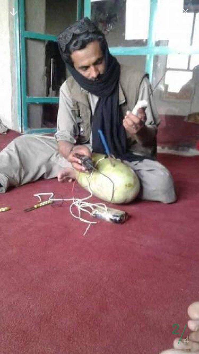 چه‌كدارێكی بزووتنه‌وه‌ی تاڵیبان سه‌رقاڵی بۆمبڕێژكردنی شووتییه‌