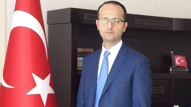 Cîgirê Parêzgarê Diyarbekirê hat girtin 