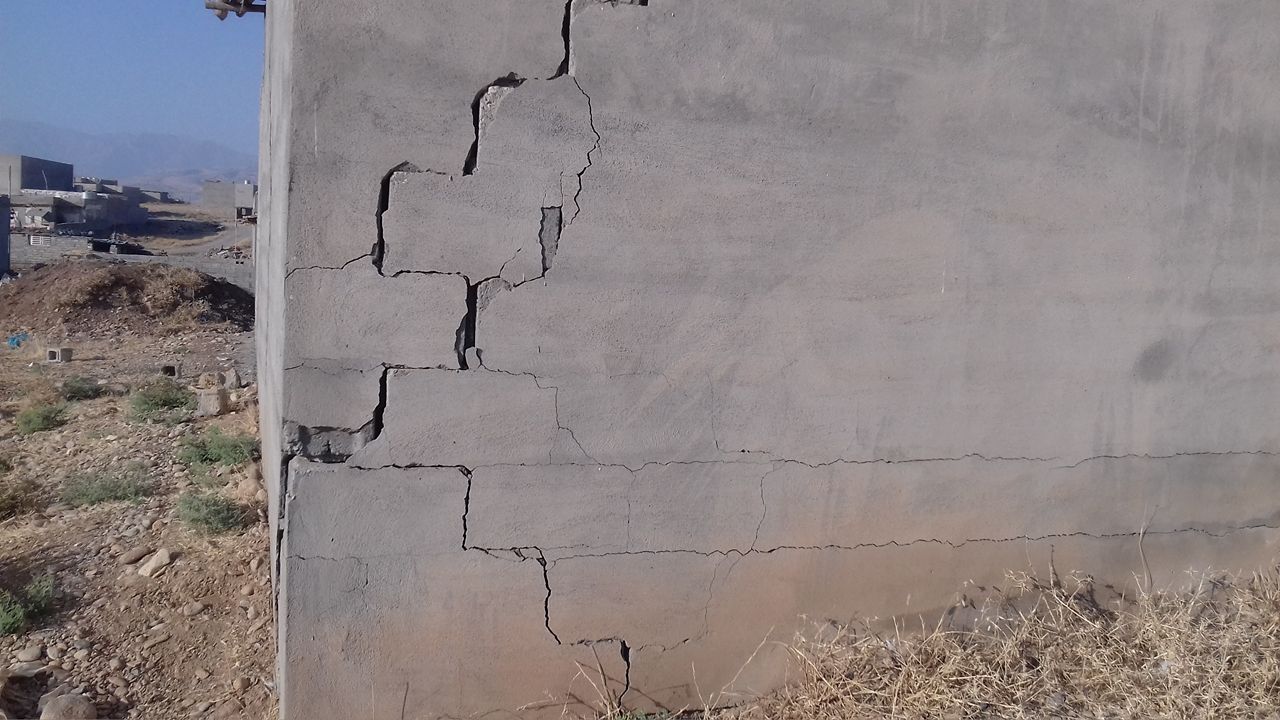 The wall of a house affected by the earthquake in Raniya, northern Sulaimani province.
