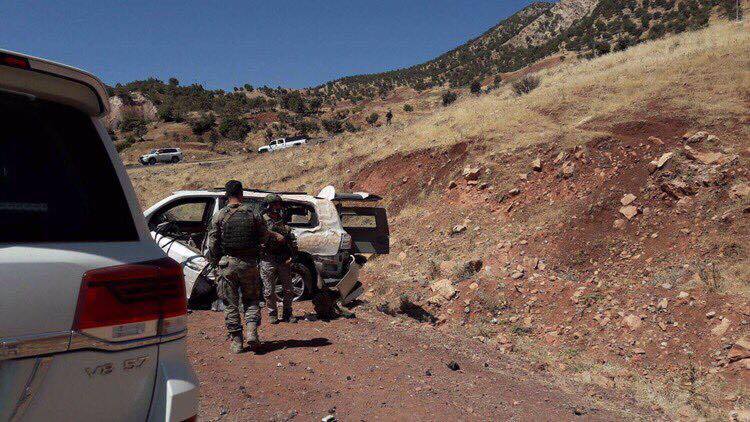 The site of the IED blast on the road to Batifa town in Duhok Province, Kurdistan Region, Aug. 7, 2017. (Photo: Kurdistan 24)