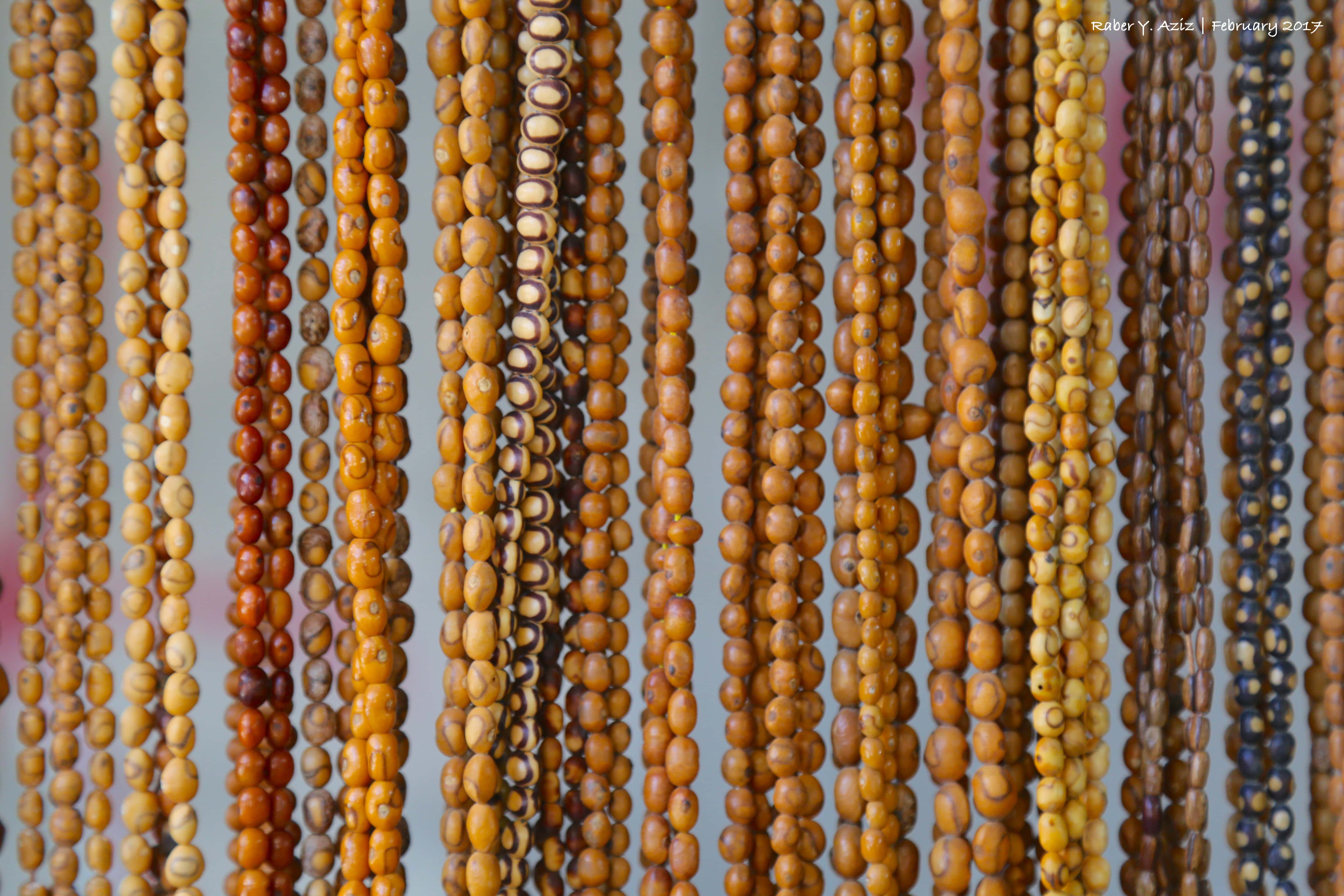 Some rosaries in the downtown near Erbil Citadel, the Kurdistan Region. (Photo: Raber Aziz)