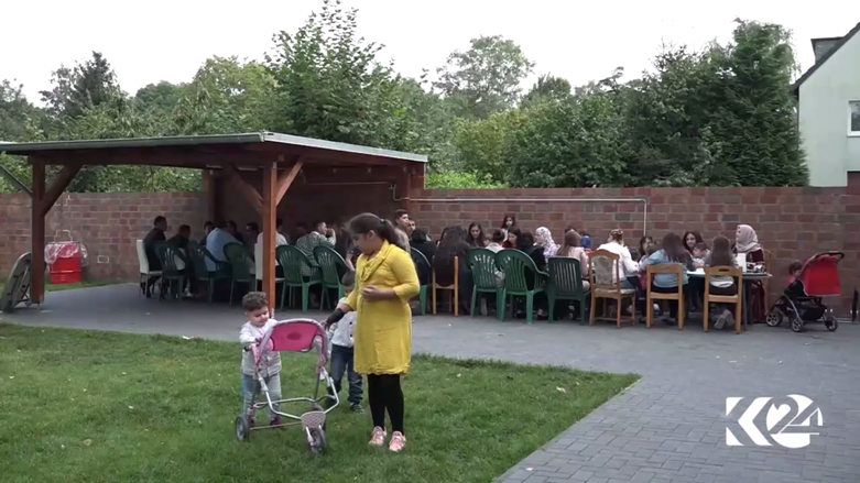 بالصور.. كورد روج آفا يحيون تقاليد 