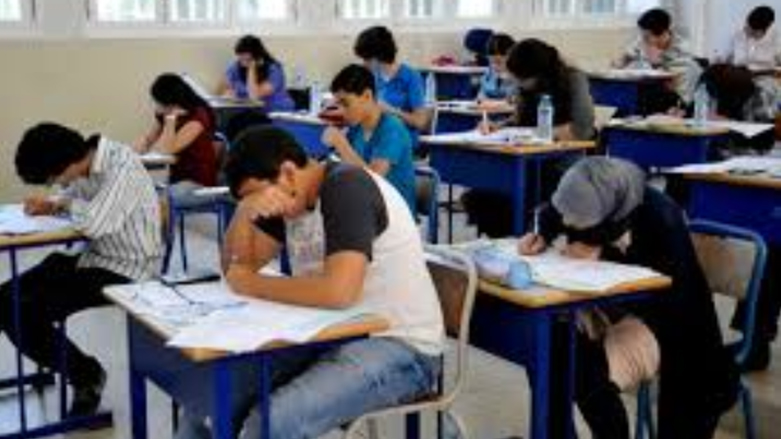 تبديل منهاج "الثانوية" يثير جدلا في روج آفا