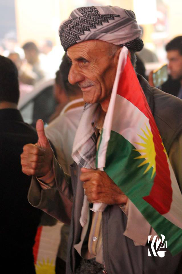 بە وێنە... كەرنەڤاڵی بەڵێ بۆ ریفراندۆم لە ھەولێر