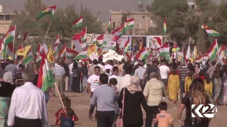 بالصور.. احتفالات مؤيدة لاستقلال كوردستان في القامشلي