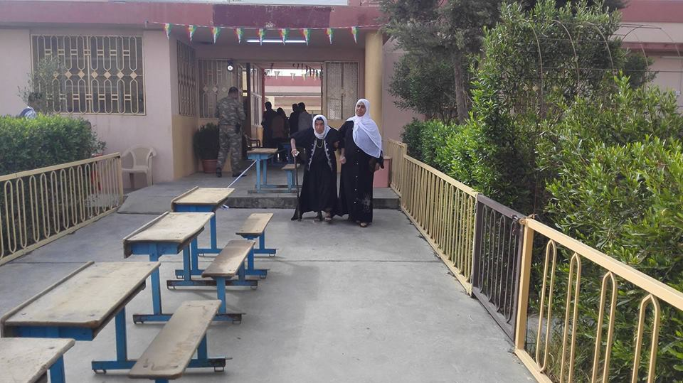 بالصور.. استفتاء كوردستان يشهد ذروته