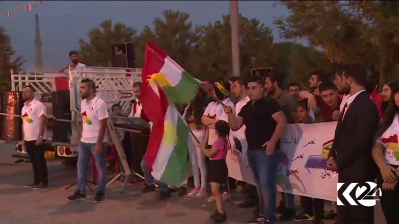 بالصور.. الكورد يواصلون إحياء الاحتفالات الداعمة للاستقلال