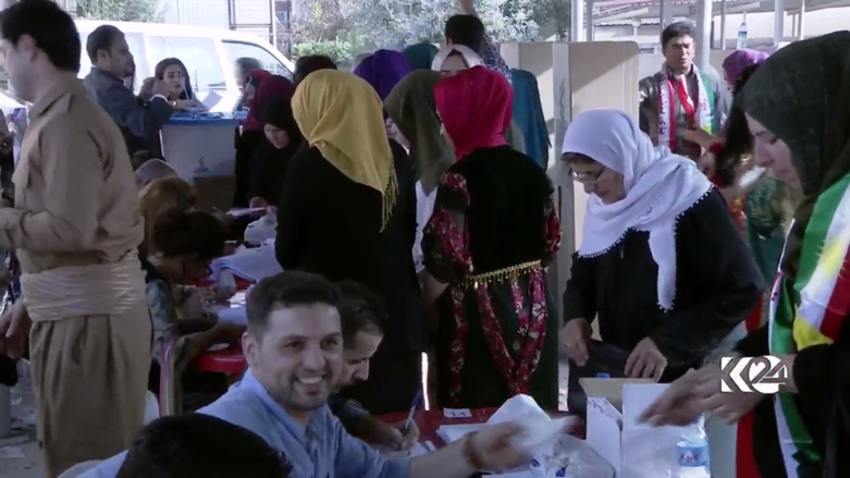 بالصور.. استمرار توافد المصوتين في استفتاء كوردستان