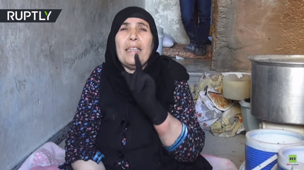 به‌ ڤيديۆ.. ژنێكى به‌ساڵاچوو هه‌شت رۆژ به‌ ته‌نيا له‌ ره‌ققه‌ ماوه‌ته‌وه‌