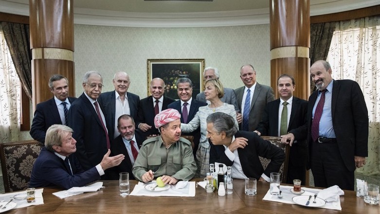 Kurdistan Region's President Masoud Barzani seen in this picture along a group of Western statesmen, intellectuals and Kurdish officials, Sept 25, 2017. (Photo: BHL)