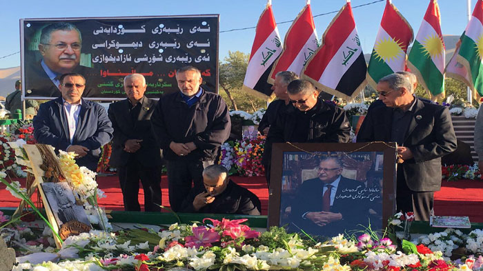 Iranian Quds Force Commander Qassem Soleimani visits the tomb of former Kurdish President of Iraq Jalal Talabani in Sulaimani Province, Oct. 12, 2017. (Photo: PUK media)