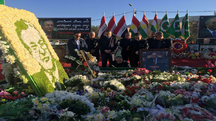 Iranian Quds Force Commander Qassem Soleimani visits the tomb of former Kurdish President of Iraq Jalal Talabani in Sulaimani Province, Oct. 12, 2017. (Photo: PUK media)