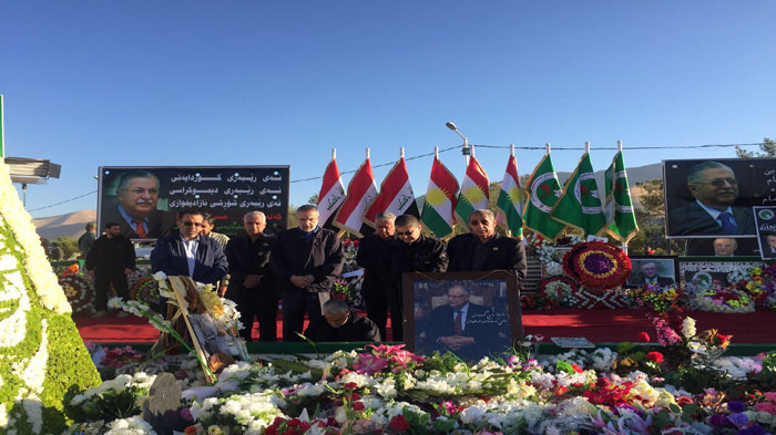 Iranian Quds Force Commander Qassem Soleimani visits the tomb of former Kurdish President of Iraq Jalal Talabani in Sulaimani Province, Oct. 12, 2017. (Photo: PUK media)