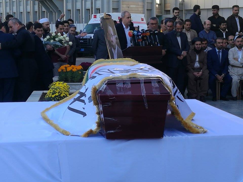 رێوڕەسمی كۆچی دوایی شوان قەڵادزەیی لە پەرلەمانی كوردستان بەڕێوەدەچێت