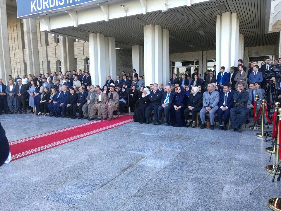 رێوڕەسمی كۆچی دوایی شوان قەڵادزەیی لە پەرلەمانی كوردستان بەڕێوەدەچێت