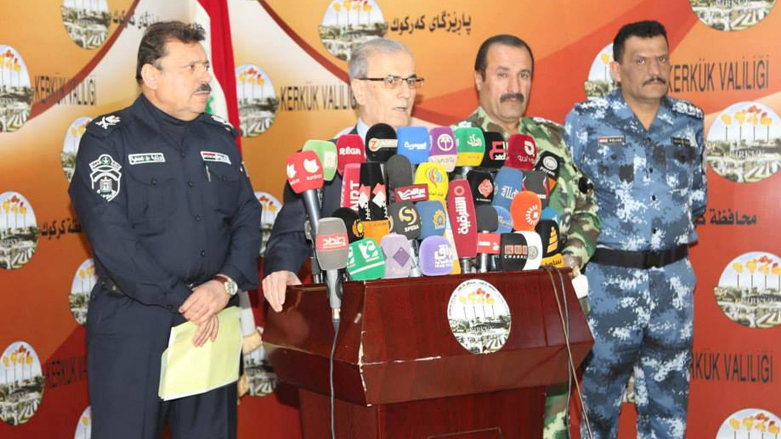 من اليمين فتاح الخفاجي ثم سرحد قادر فمحافظ كركوك وقائد شرطة كركوك السابق جمال طاهر
