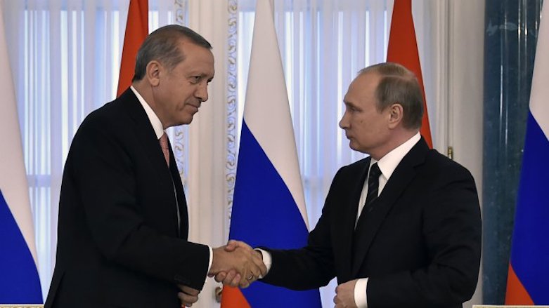 Putin and Erdogan shake hands during a press conference in Konstantinovsky Palace outside Saint Petersburg on Aug. 9, 2016. (Photo: AFP)