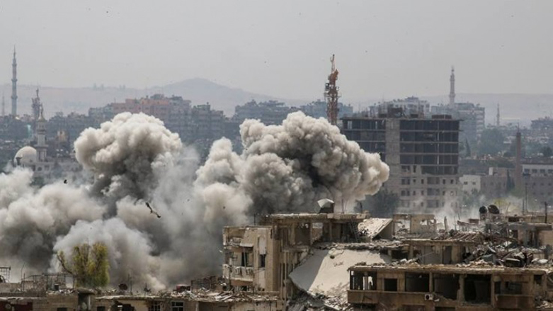 Çekdarên opozsyona Sûriyê Şama paytexta Sûriyê topbaran kirin