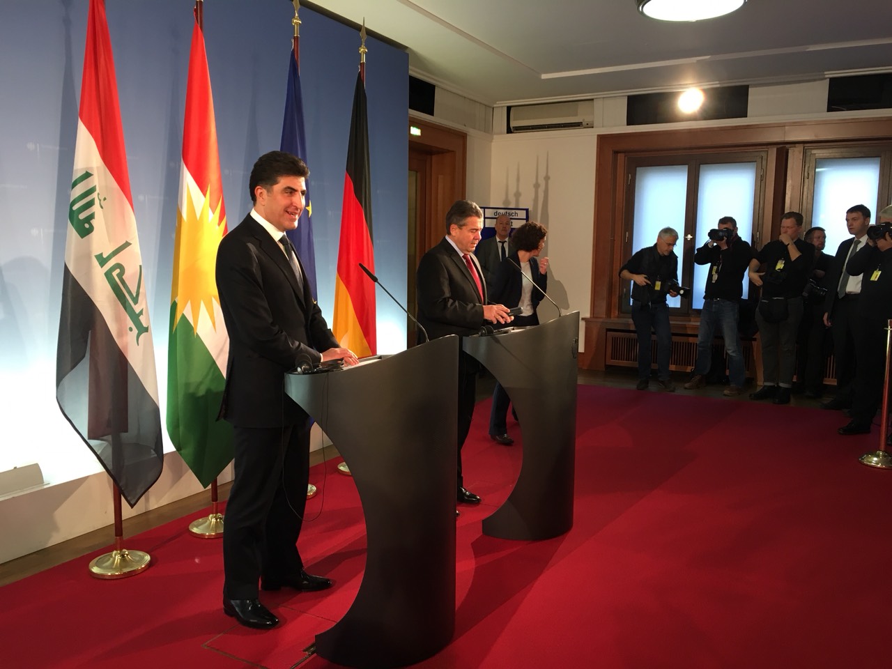 Serokwezîrê Herêma Kurdistan Nêçîrvan Bazanî û wezîrê derve yê Almanya Sigmar Gabriel-Berlîn