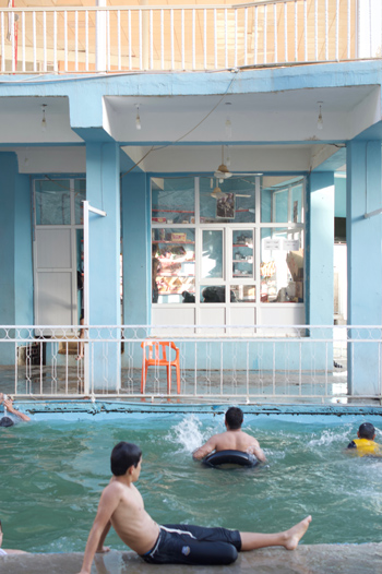 Kani Zerik is a popular swimming spot close to the start of the main stream.