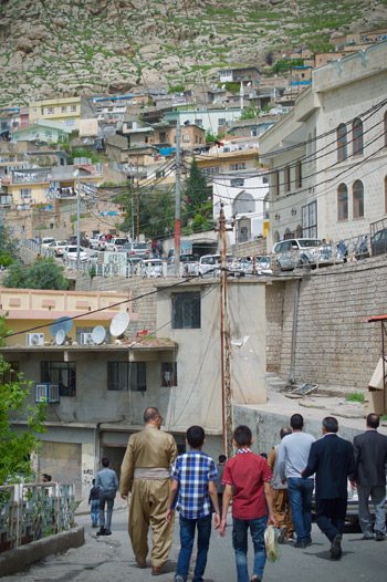 The center of the old town is an Escher-esque labyrinth of roads and alleys draped across the uneven landscape.