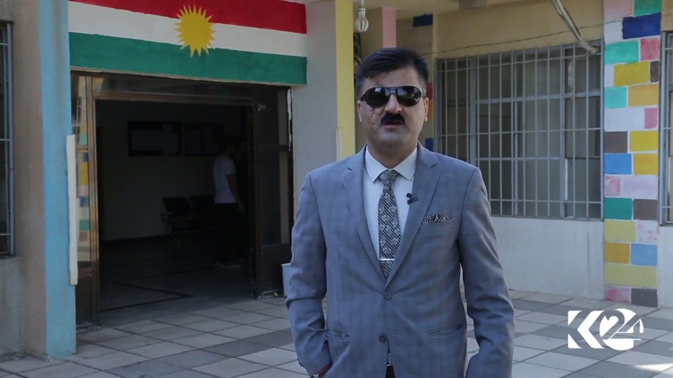 Hassan Birezhi, Manager of the Runaki Center and a PhD candidate, calls for NGOs to support his center. (Photo: Kurdistan 24)