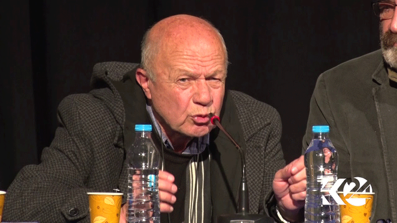 Îsmaîl Beşîkçî piştî hatî desteserkirin, serbest hate berdan