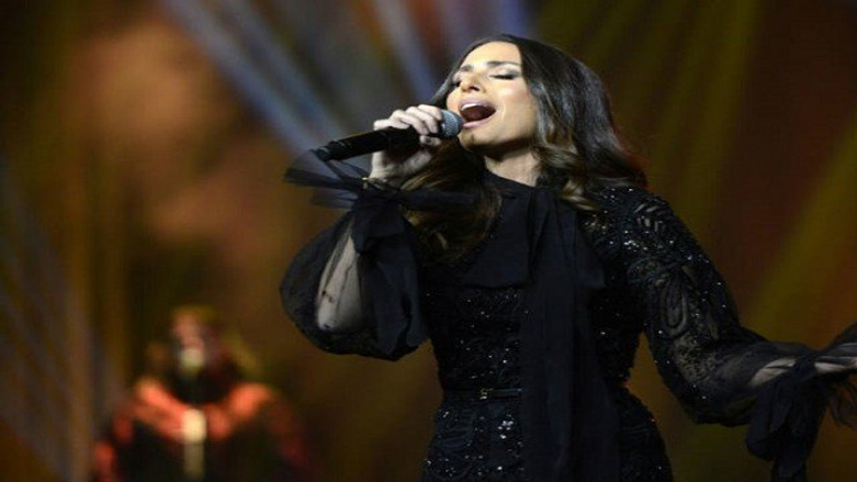Yekem car li Siûdiyê dibe: Jinekê konser da